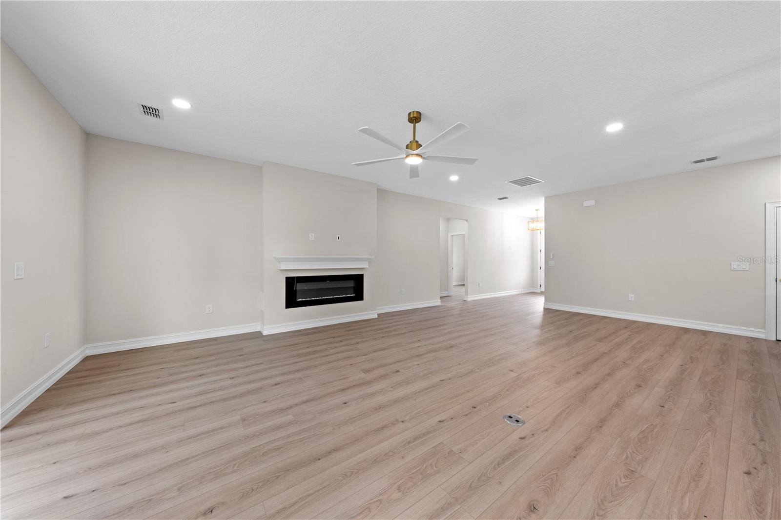 Image 11 of 51 For 4715 Deer Run Road