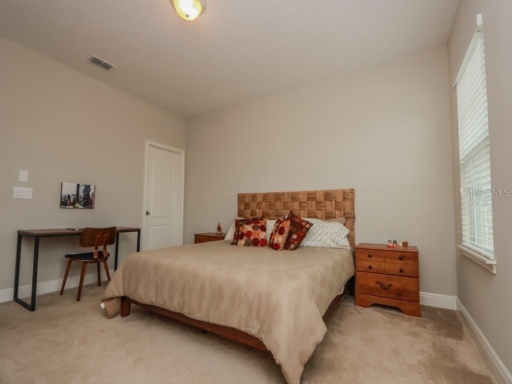 Image 9 of 19 For 15537 Honeybell Drive