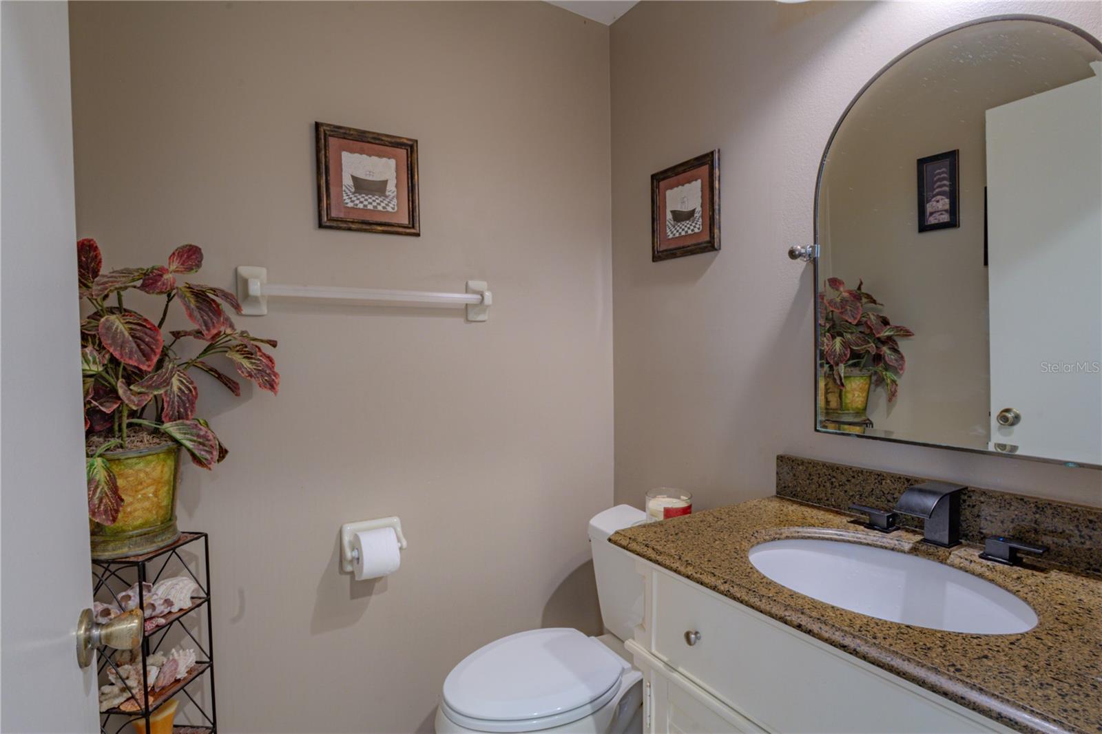 Image 11 of 29 For 1409 Wood Violet Drive