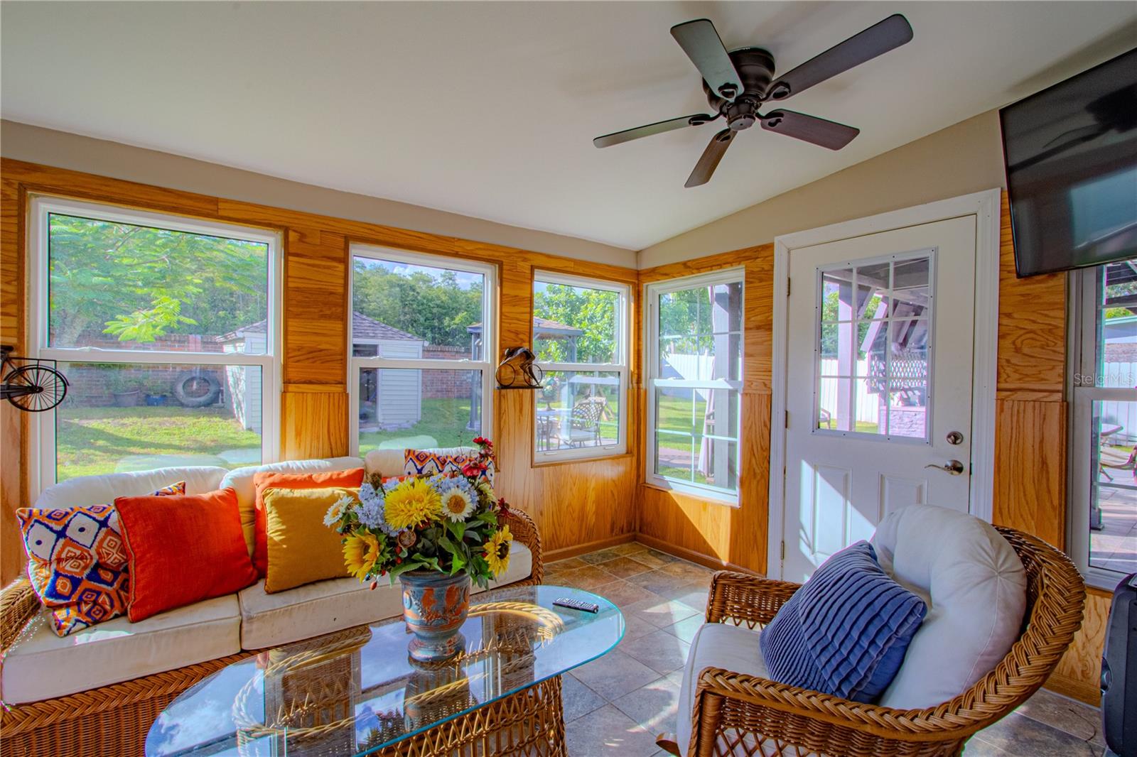 Image 23 of 29 For 1409 Wood Violet Drive