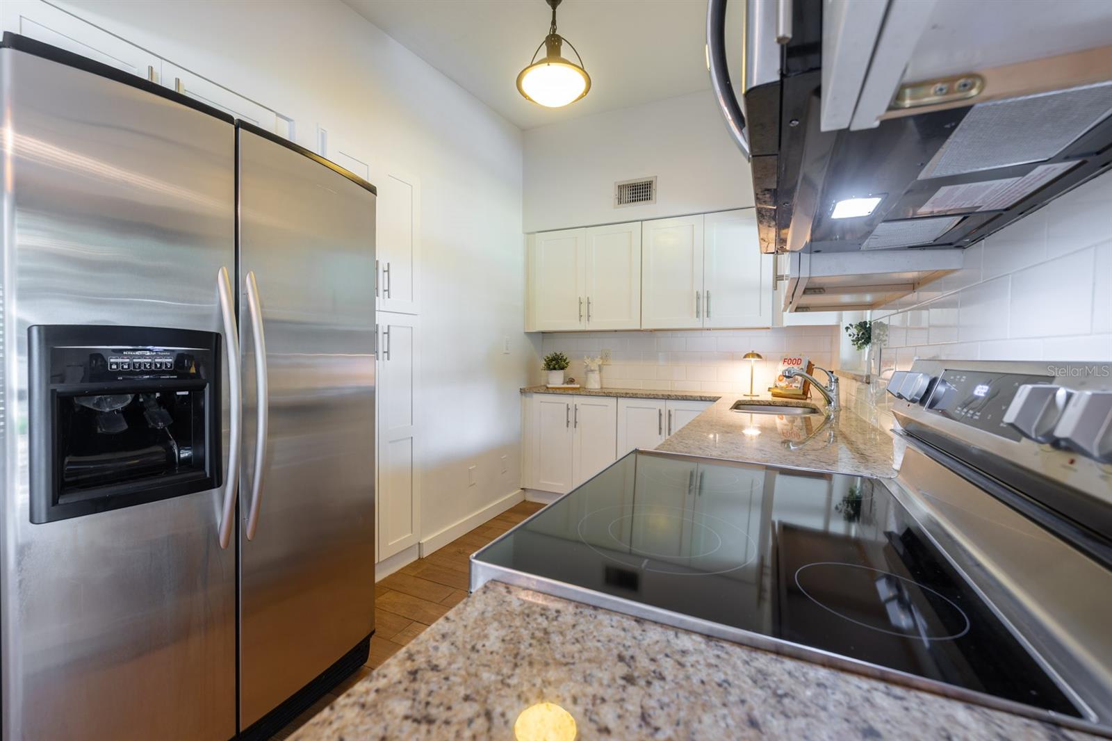 Image 10 of 35 For 2110 Mount Vernon Street