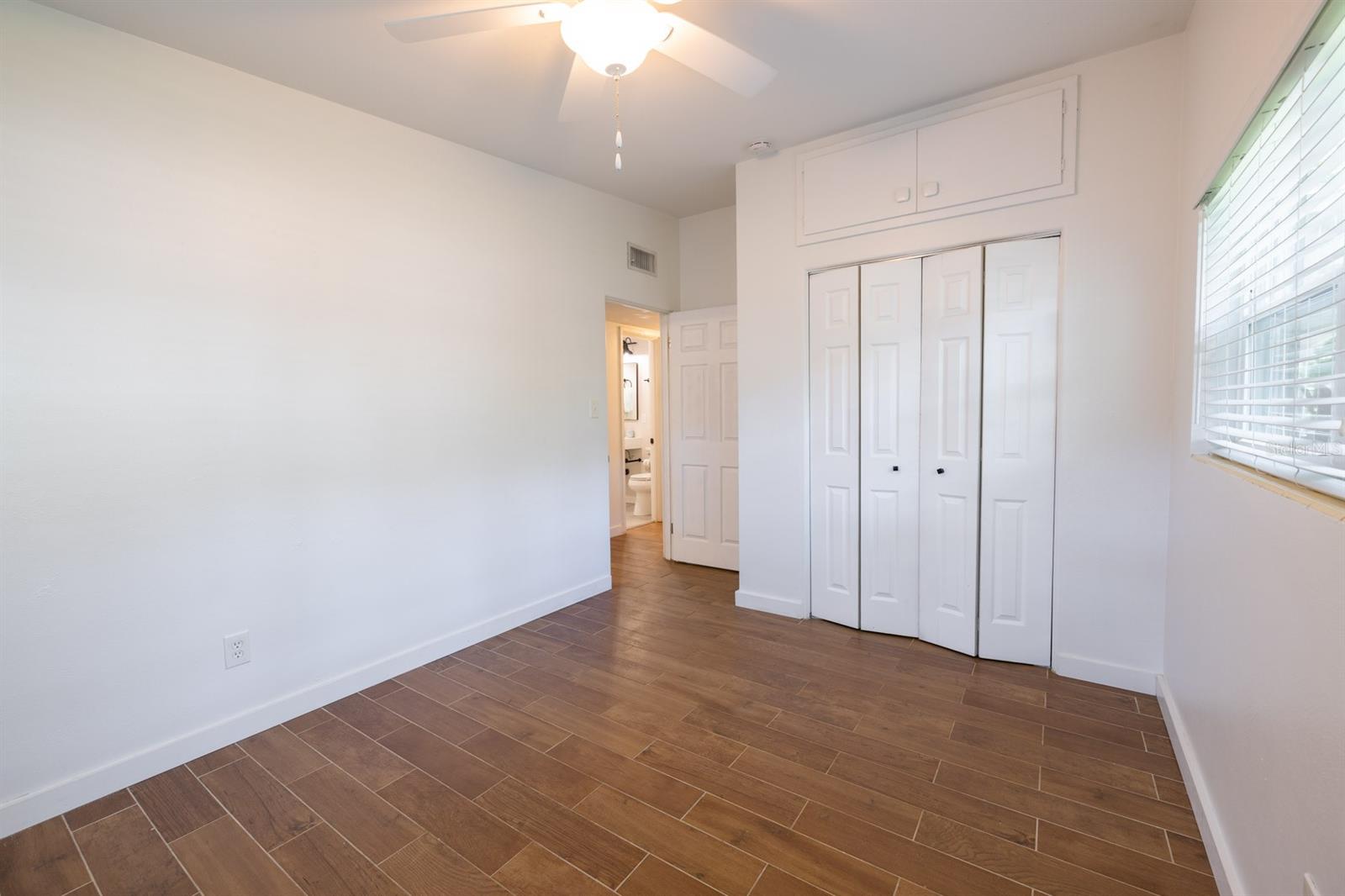 Image 24 of 35 For 2110 Mount Vernon Street