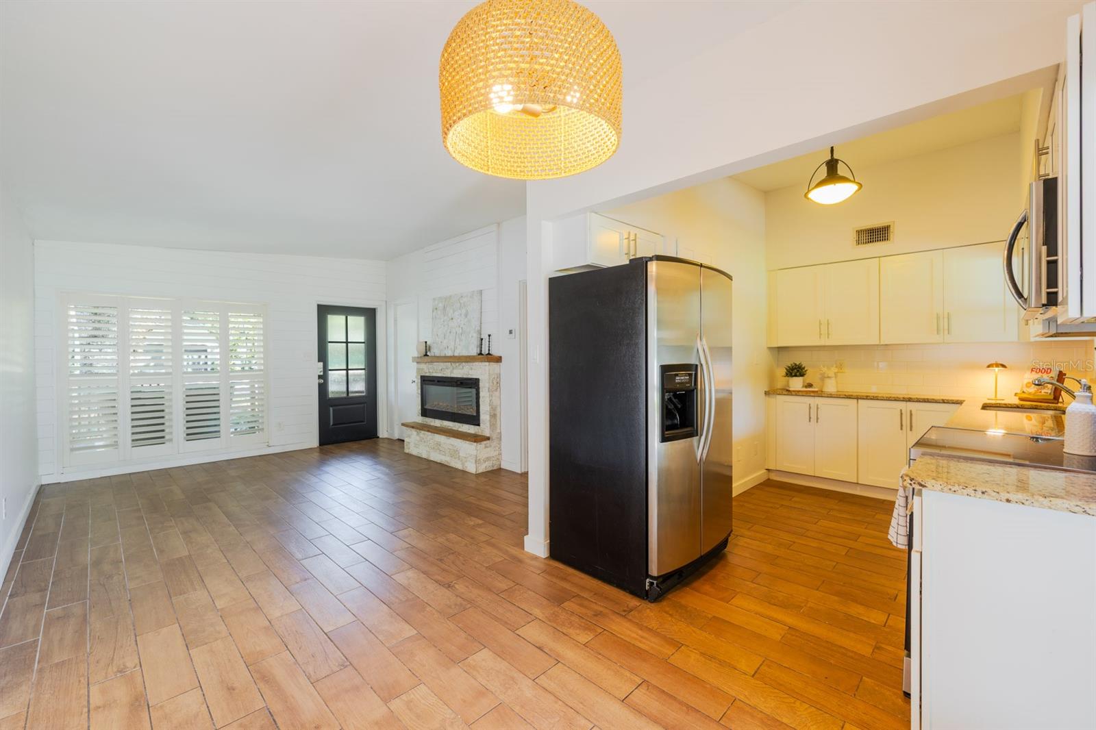 Image 9 of 35 For 2110 Mount Vernon Street