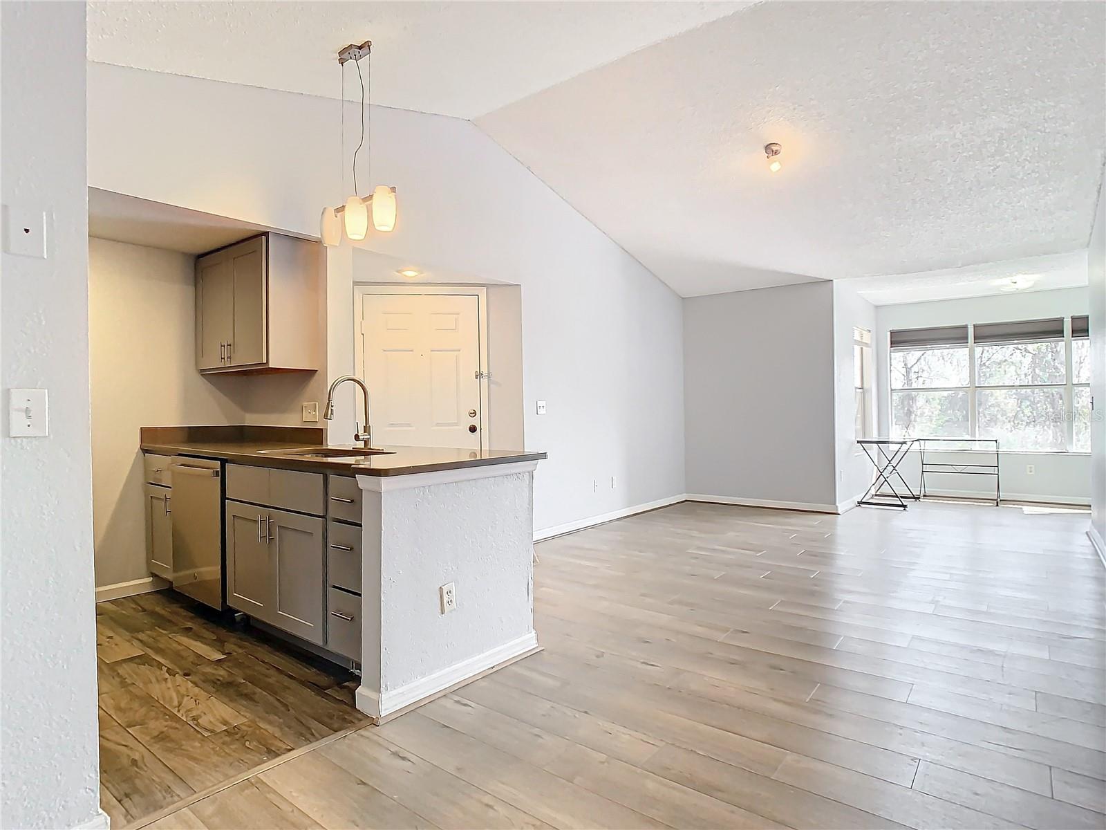 Image 10 of 46 For 5144 Conroy Road 35