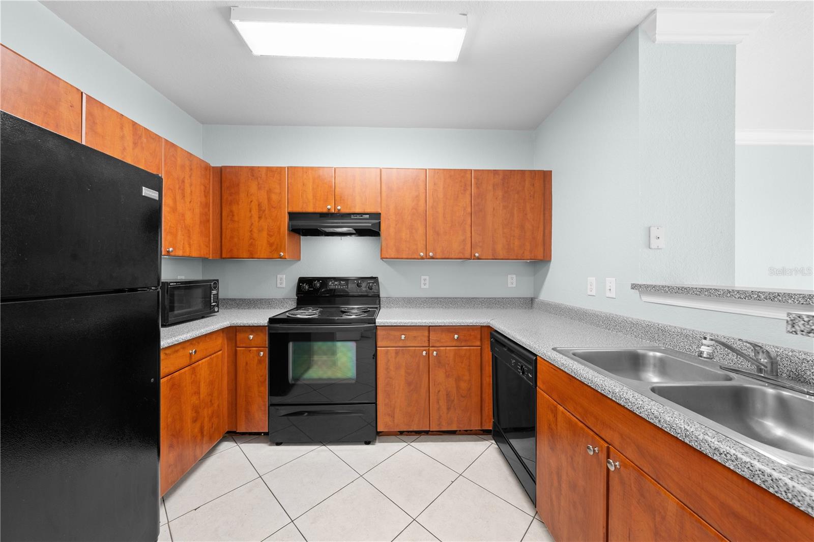 Image 12 of 50 For 300 South Street 5013