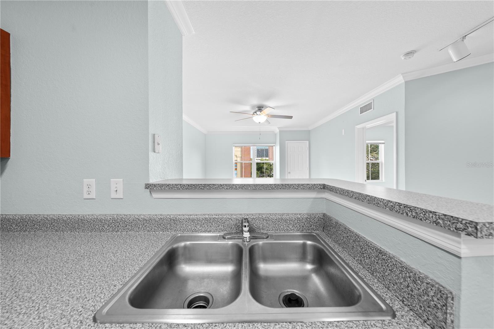Image 14 of 50 For 300 South Street 5013