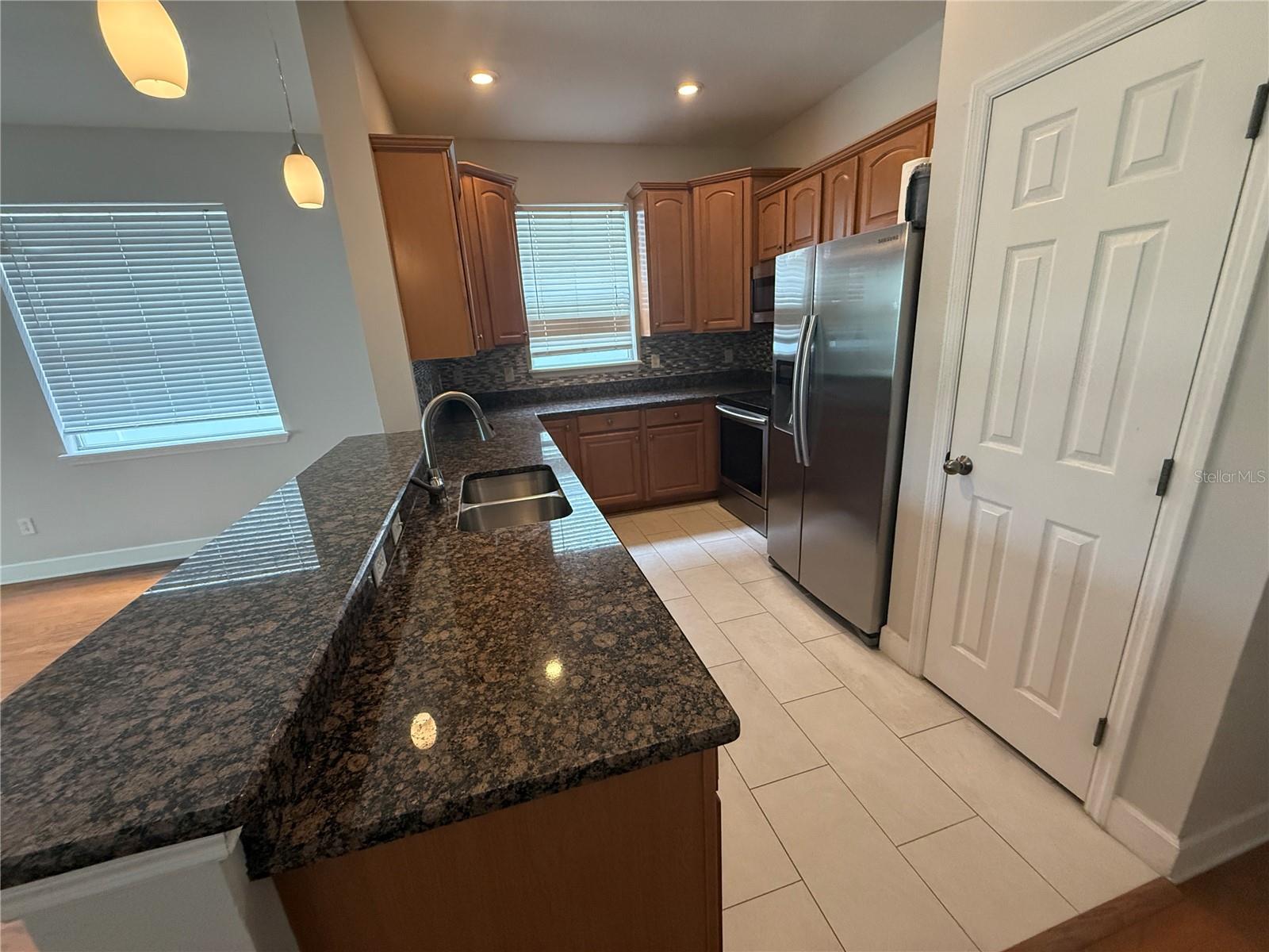 Image 2 of 15 For 2223 Mount Vernon Street