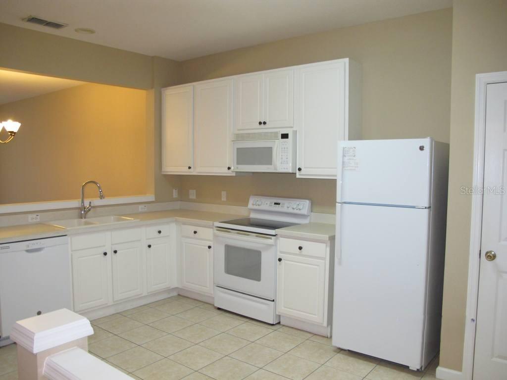 Image 3 of 18 For 6081 Twain Street 103