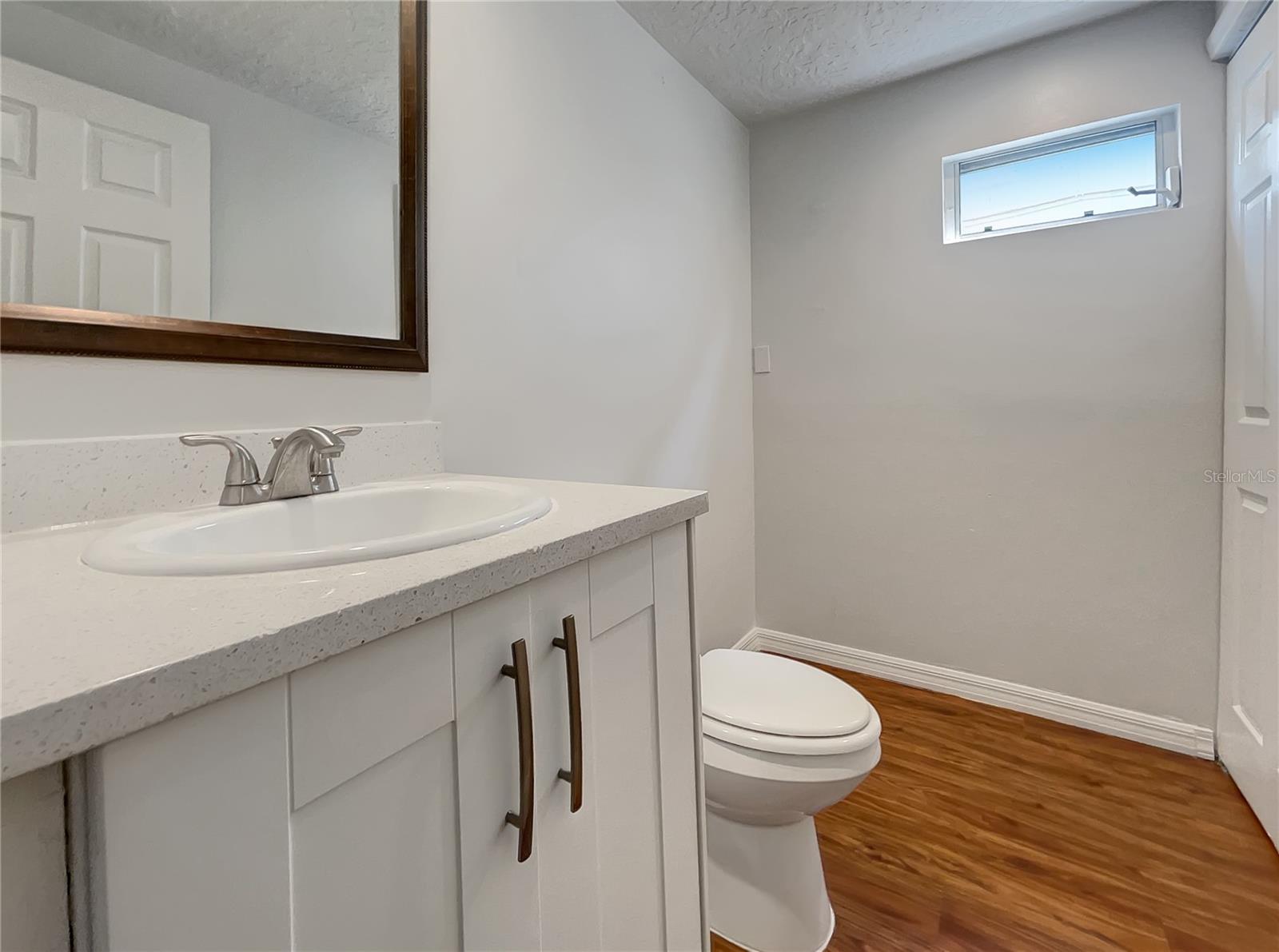 Image 19 of 31 For 5198 Moeller Avenue