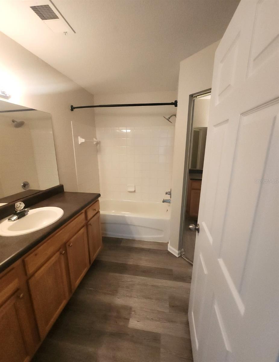 Image 12 of 29 For 8933 Lee Vista Boulevard 2610
