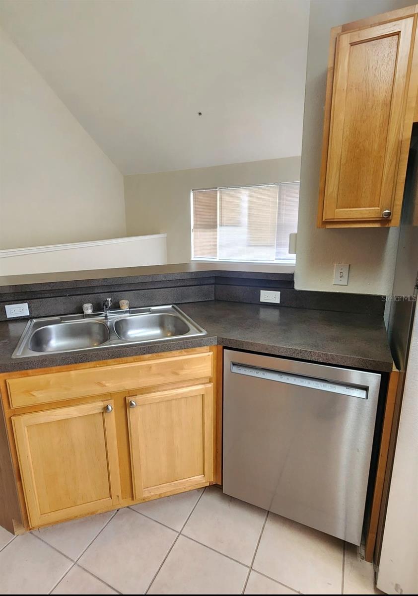 Image 6 of 29 For 8933 Lee Vista Boulevard 2610
