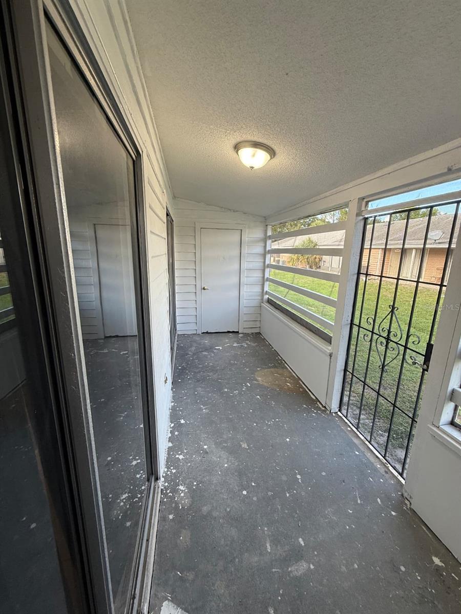 Image 11 of 12 For 2903 Western Willow Terrace 2903