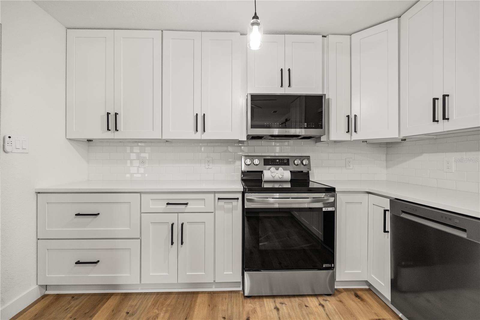 Image 13 of 41 For 3521 Silver Oak Court