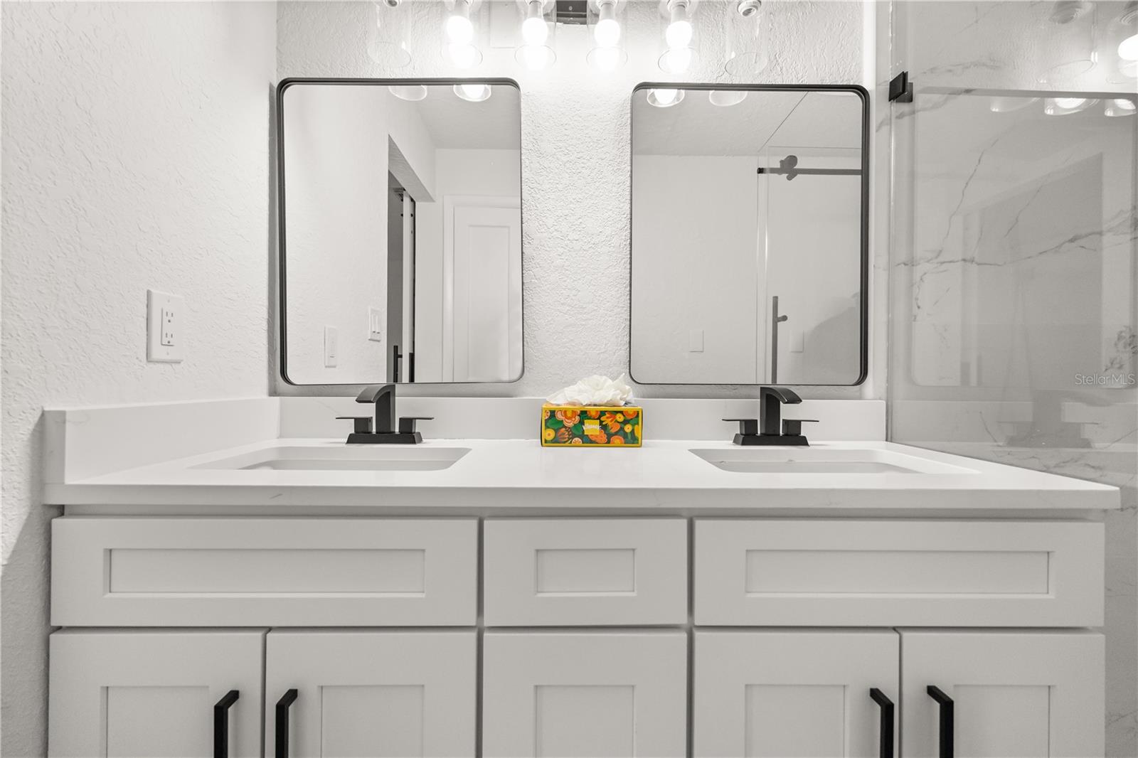Image 26 of 41 For 3521 Silver Oak Court