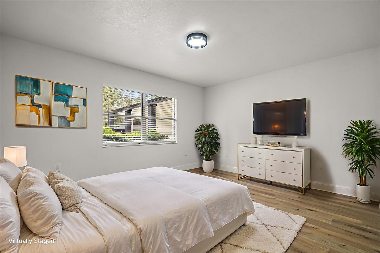 Image 32 of 41 For 3521 Silver Oak Court