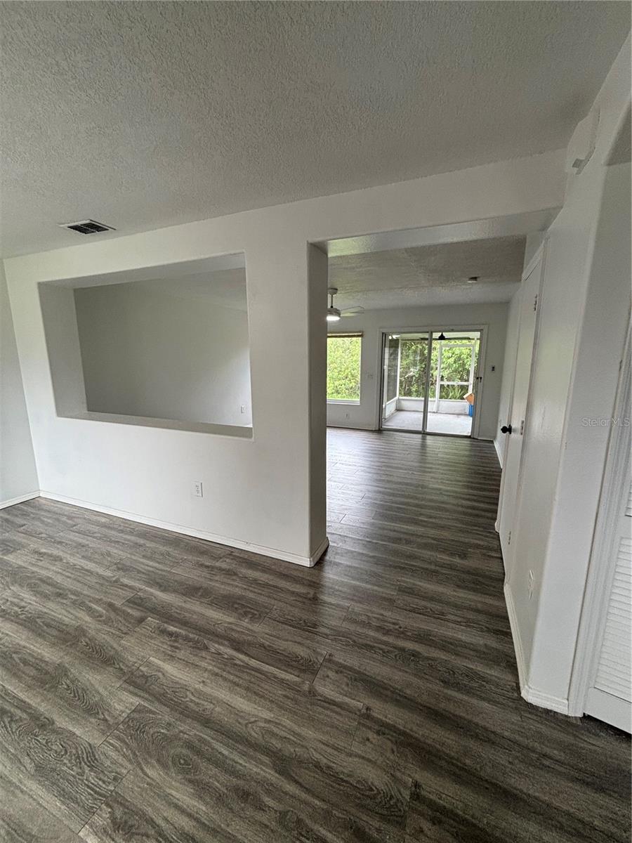 Image 6 of 25 For 1135 Madeira Key Way