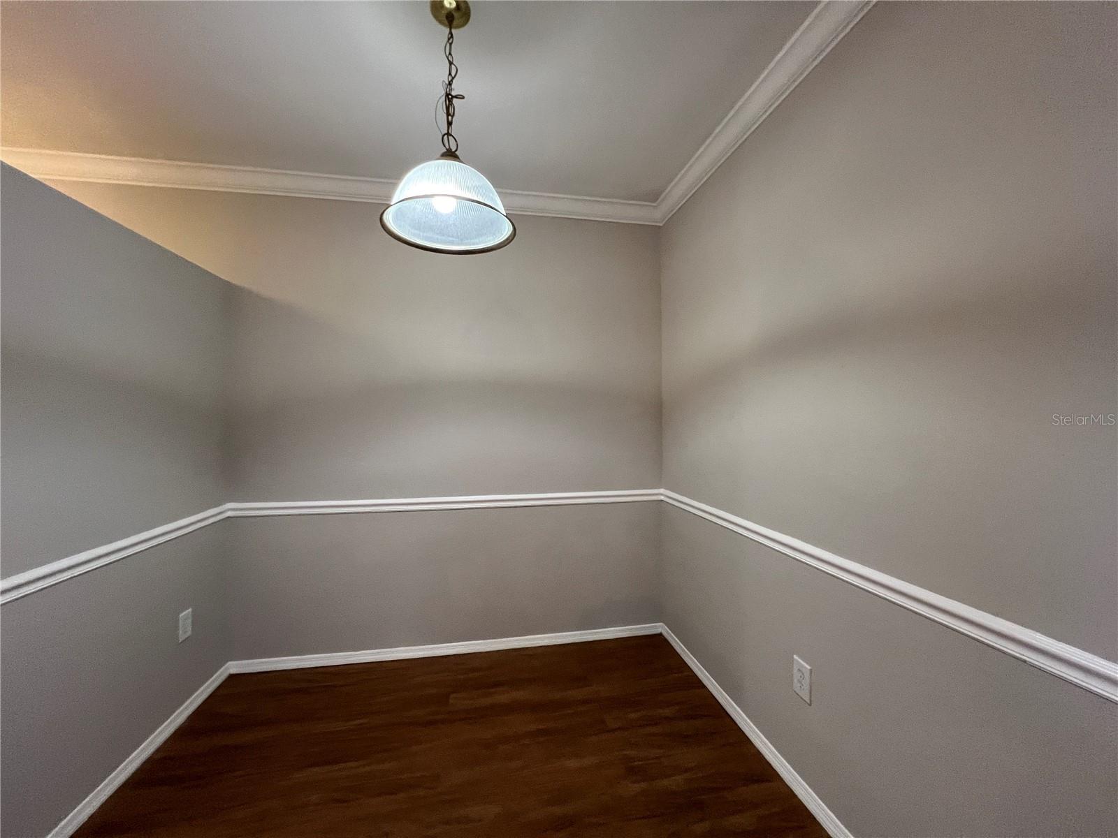 Image 3 of 11 For 3373 Kirkman Road 929