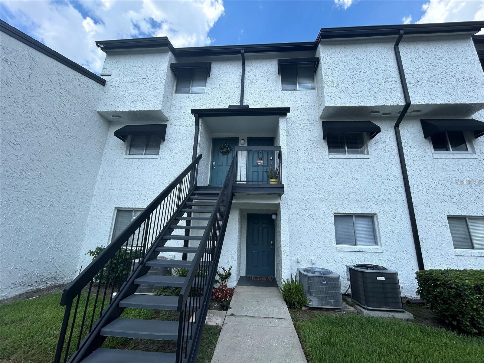 Listing Details for 4115 Semoran Boulevard 5, ORLANDO, FL 32822