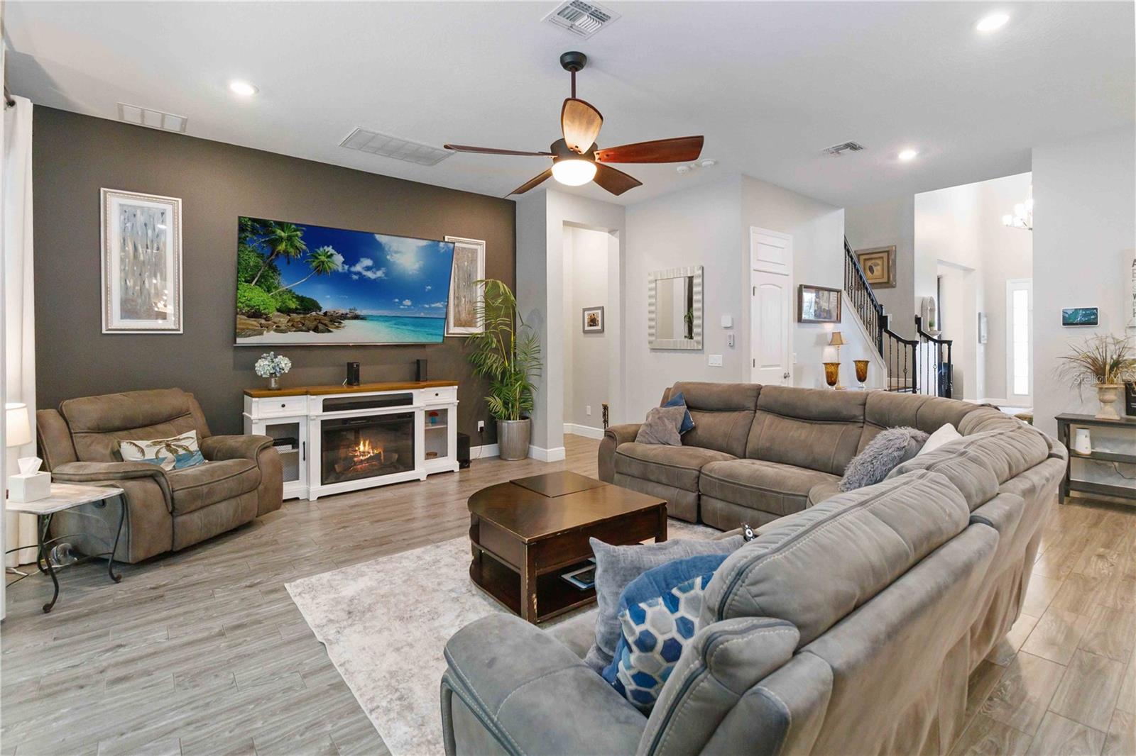 Image 8 of 50 For 3113 Pinenut Drive