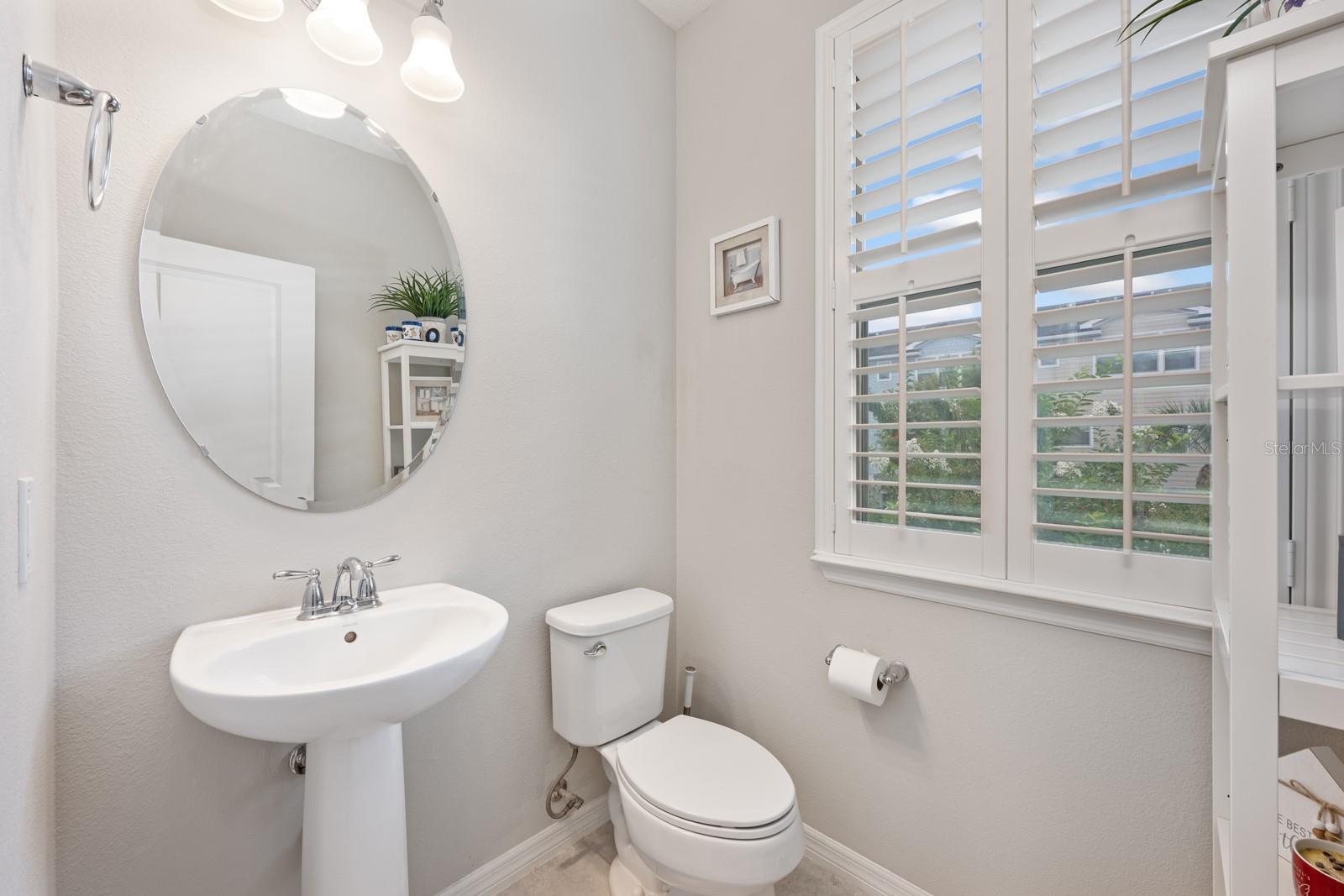 Image 18 of 23 For 584 Piazza Point