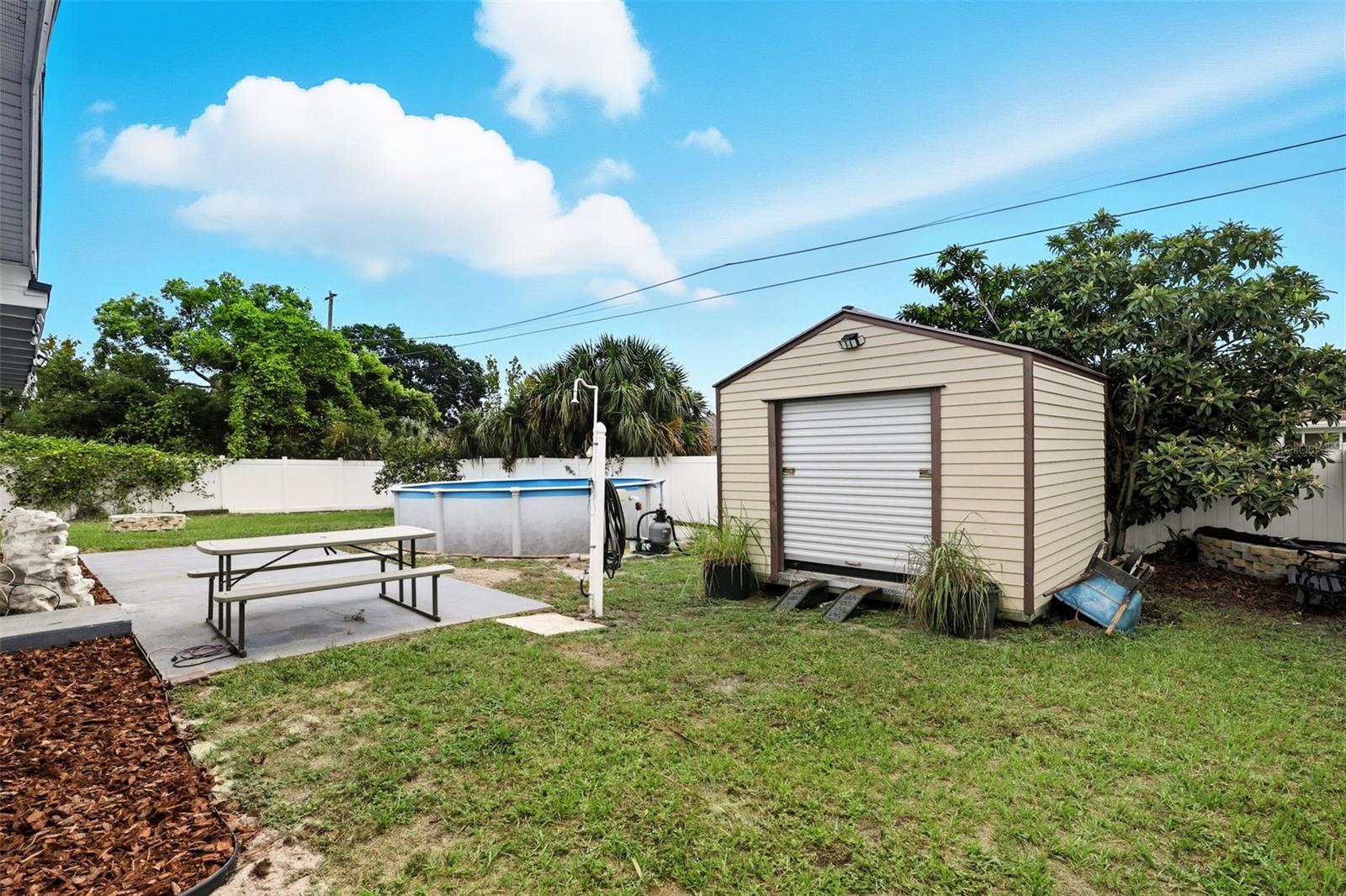 Image 31 of 35 For 1001 Deltona Boulevard