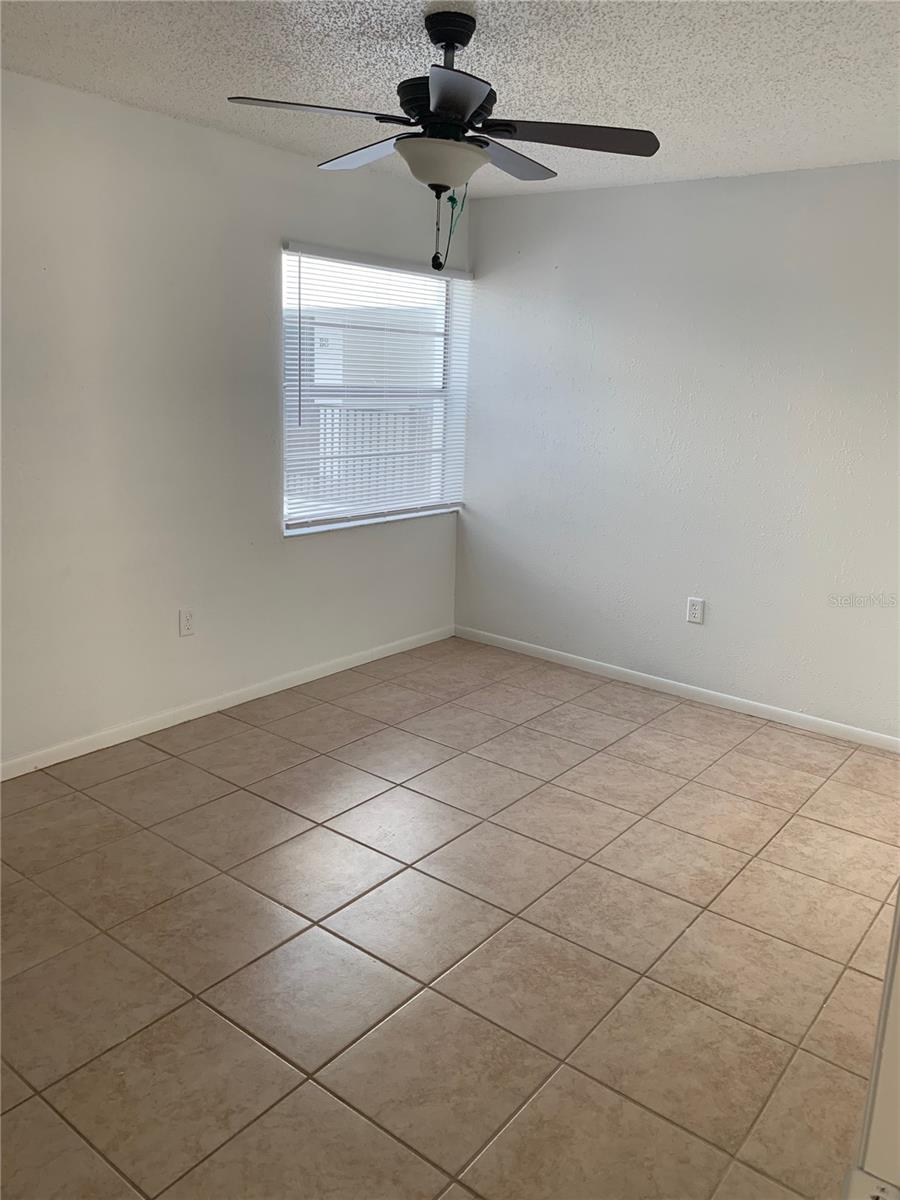Image 10 of 21 For 1550 11th Street Ne B5