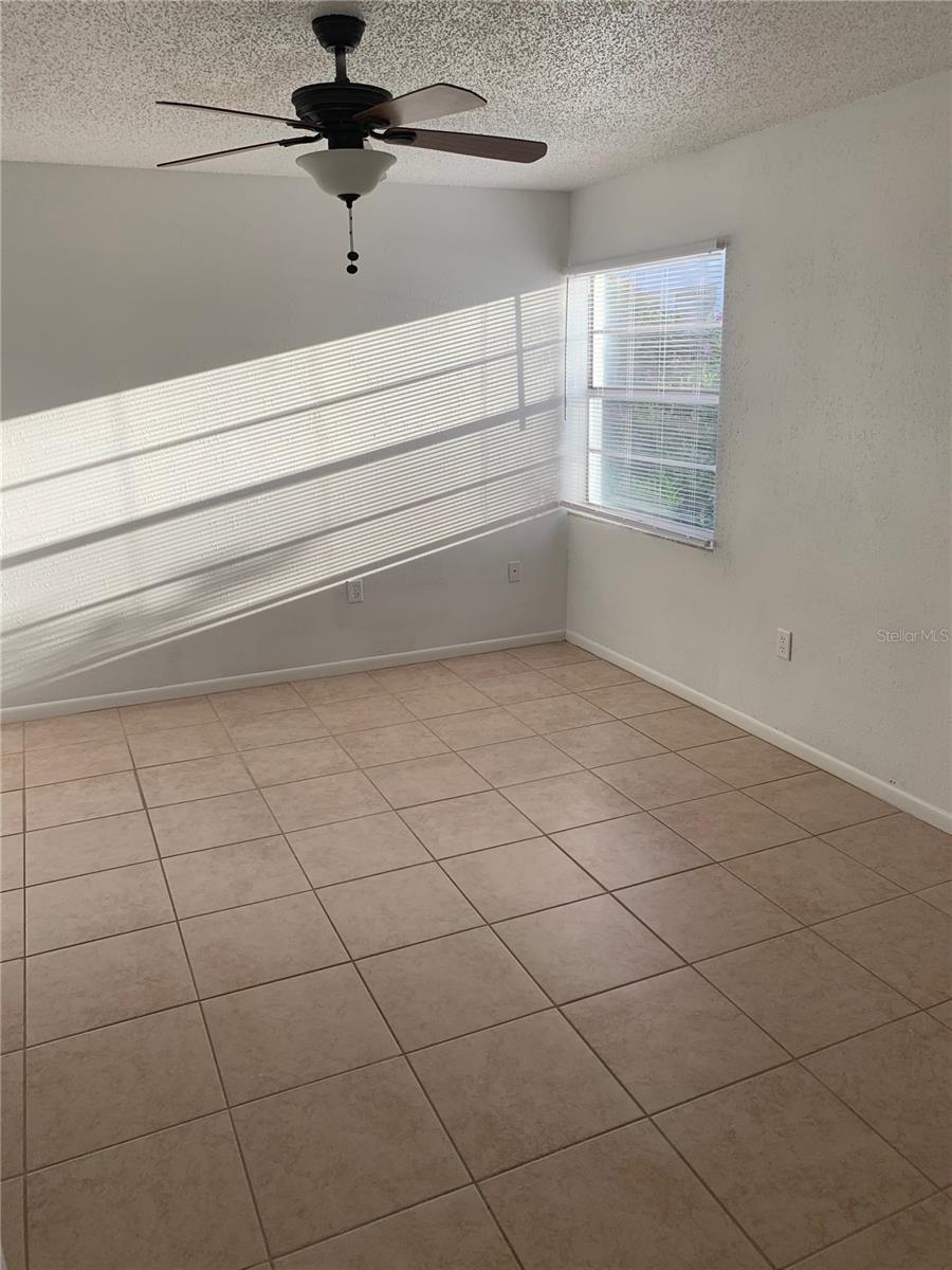 Image 13 of 21 For 1550 11th Street Ne B5
