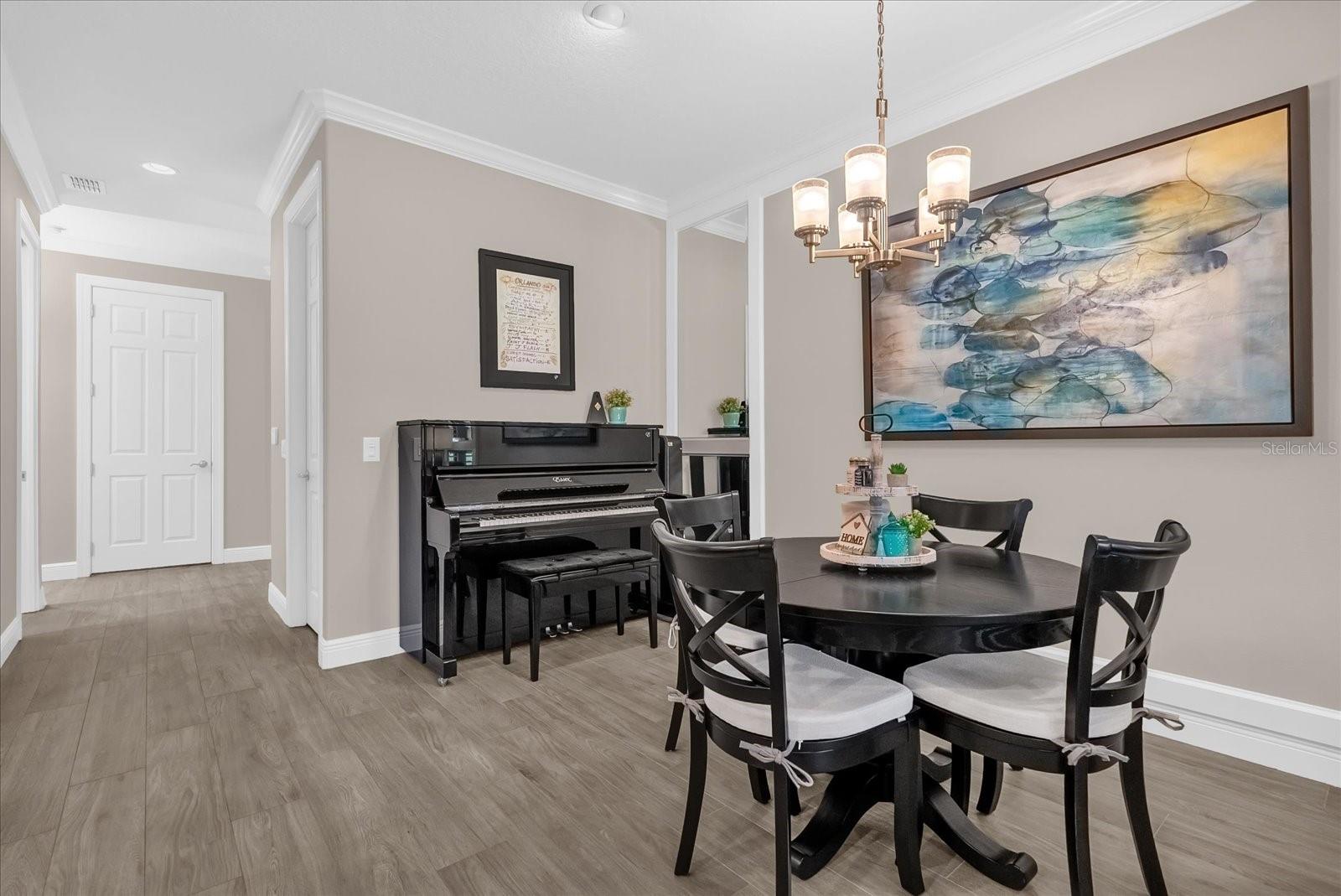 Image 4 of 32 For 1504 Corkery Court