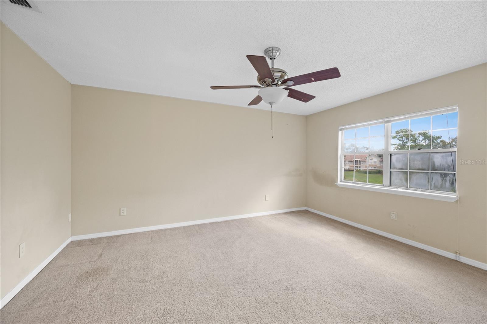 Image 14 of 31 For 3302 Clubside Drive 3302