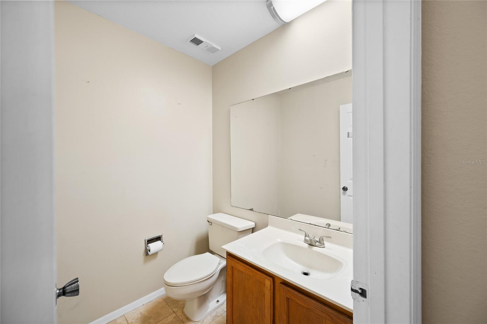 Image 5 of 31 For 3302 Clubside Drive 3302