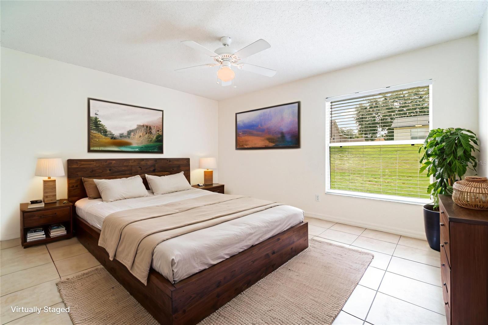Image 17 of 31 For 11833 Foxglove Drive