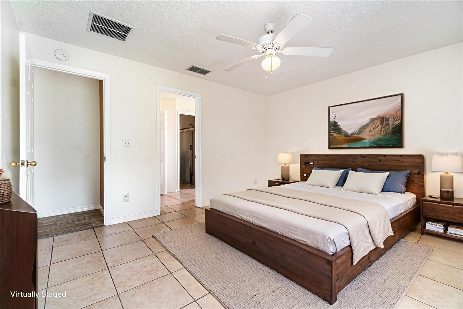 Image 19 of 31 For 11833 Foxglove Drive