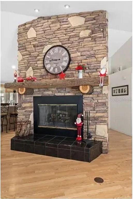 Image 22 of 45 For 2775 Foxrun Road