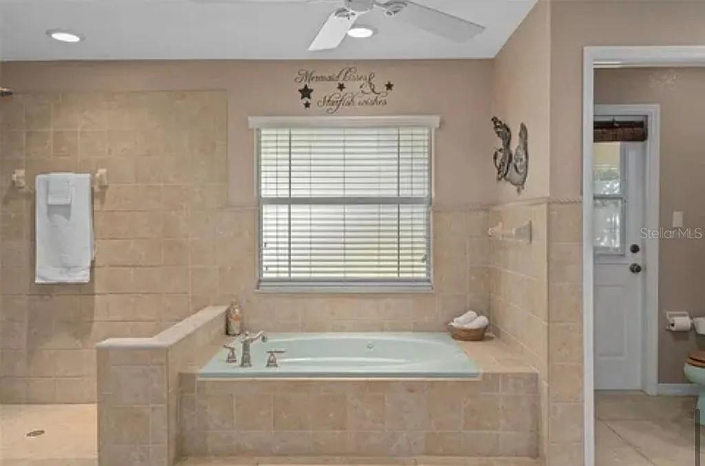 Image 35 of 45 For 2775 Foxrun Road