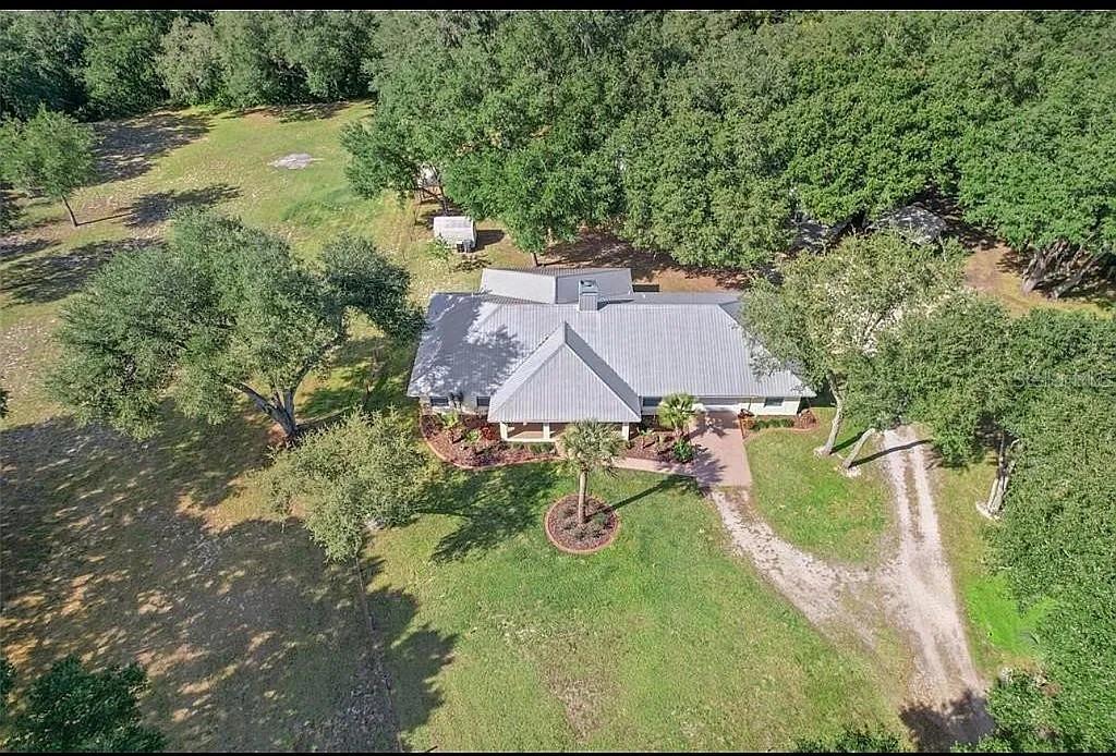 Image 4 of 45 For 2775 Foxrun Road