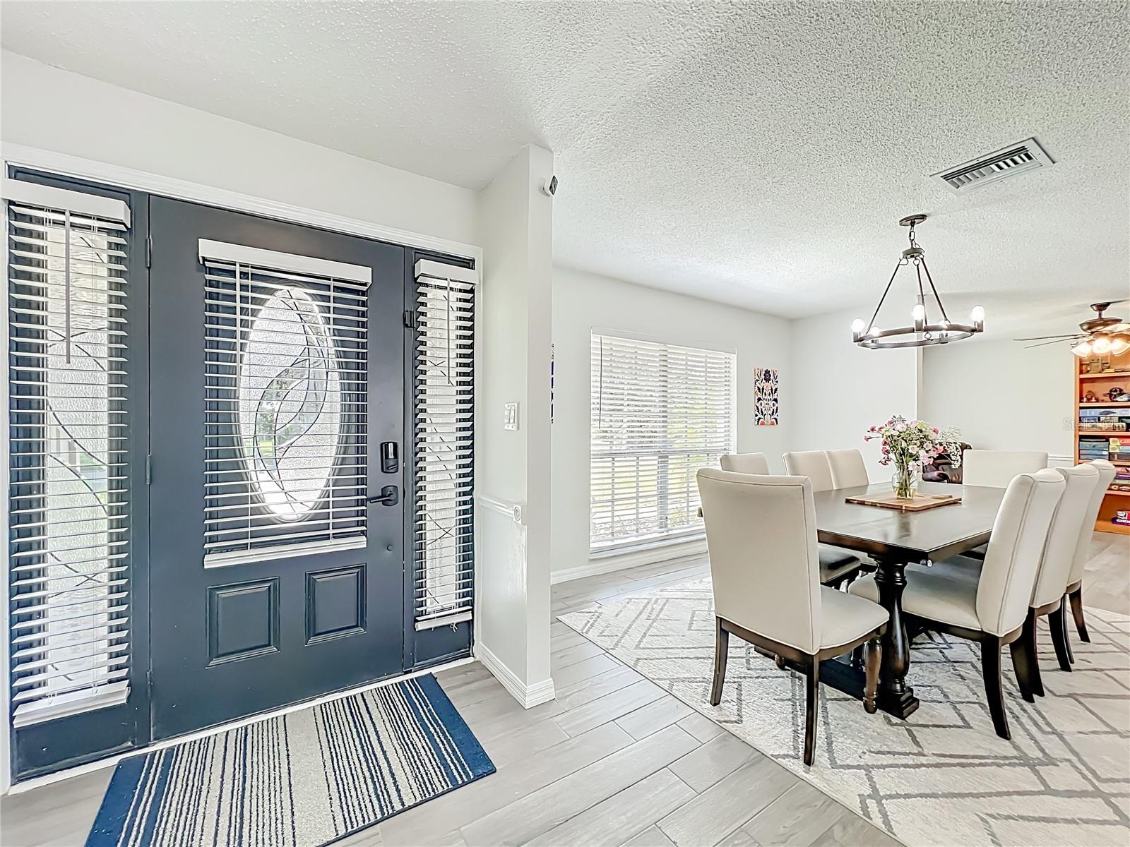 Image 11 of 75 For 2815 Montmart Drive