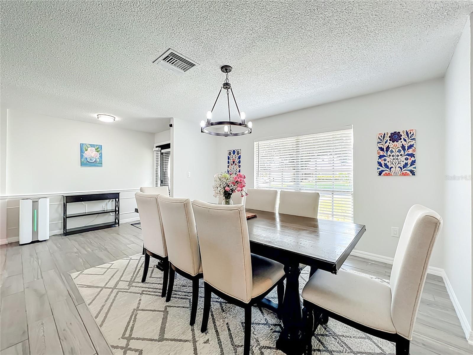 Image 13 of 75 For 2815 Montmart Drive