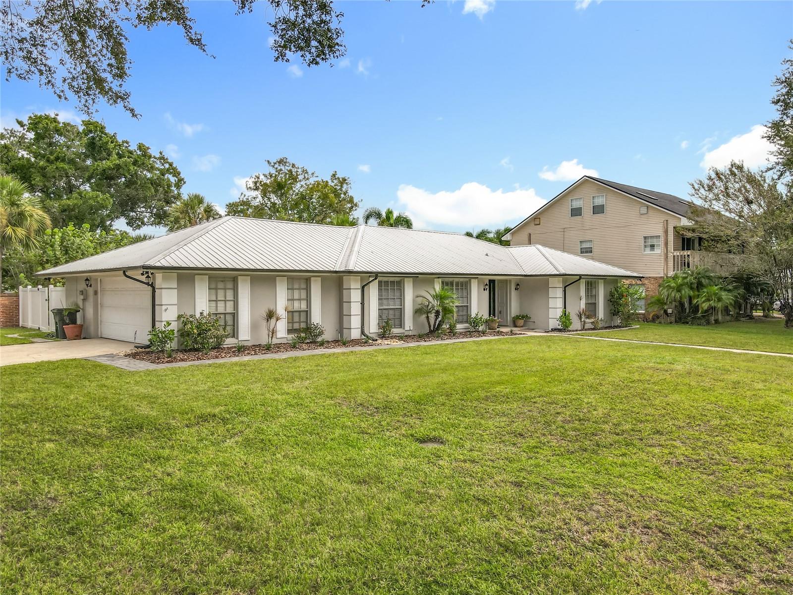 Image 3 of 75 For 2815 Montmart Drive