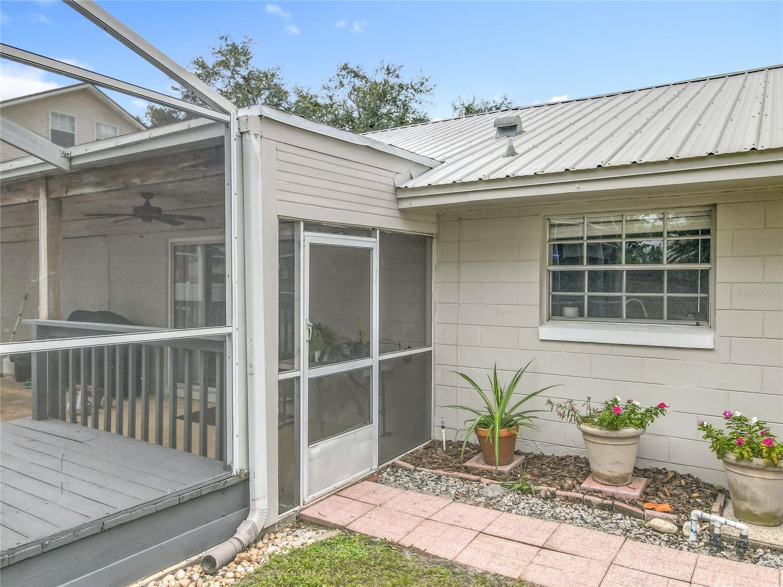 Image 62 of 75 For 2815 Montmart Drive