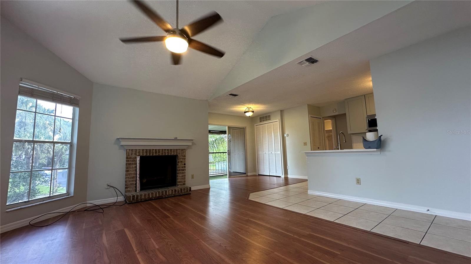 Image 2 of 14 For 948 Bird Bay Court 204