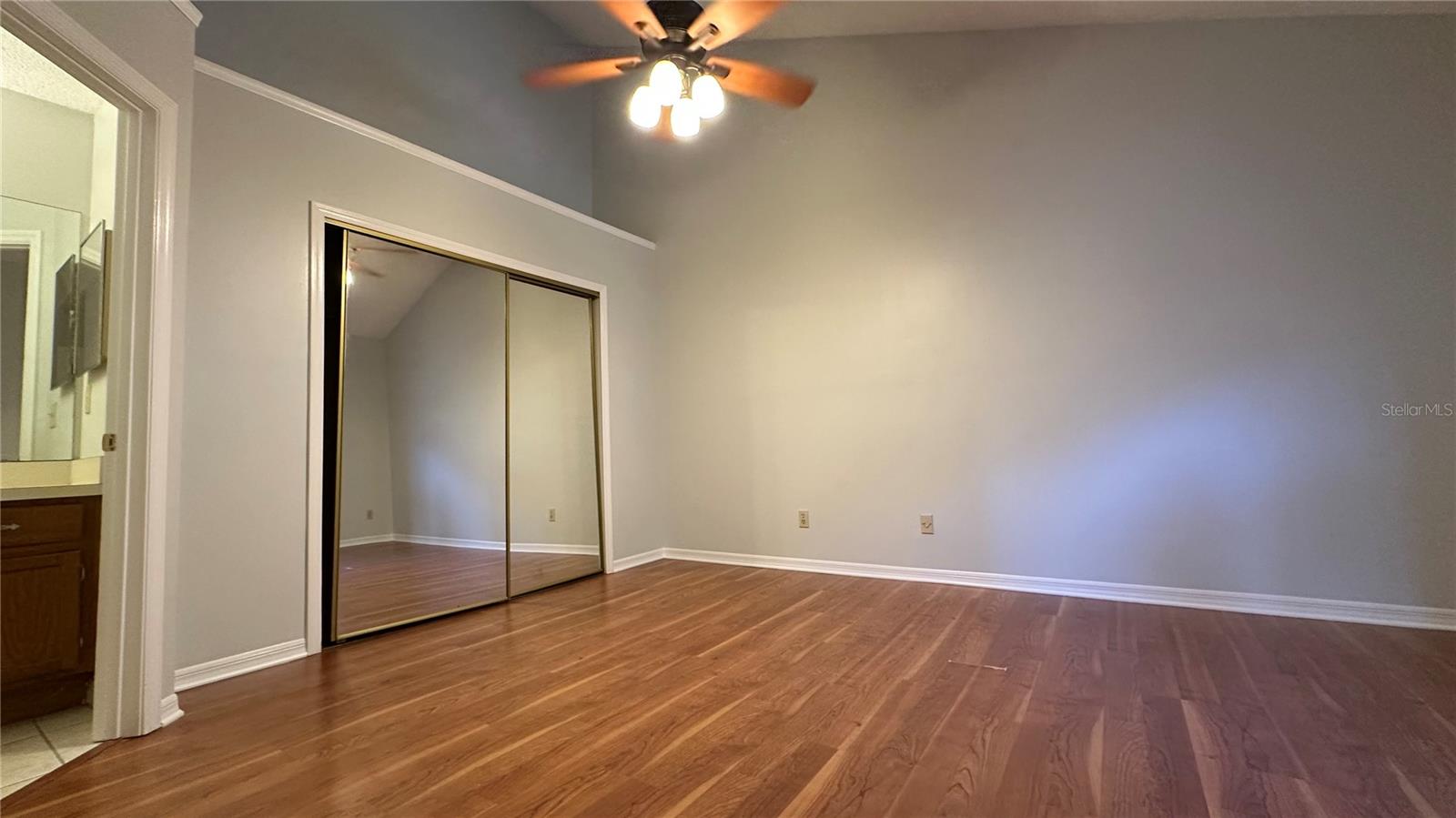 Image 7 of 14 For 948 Bird Bay Court 204