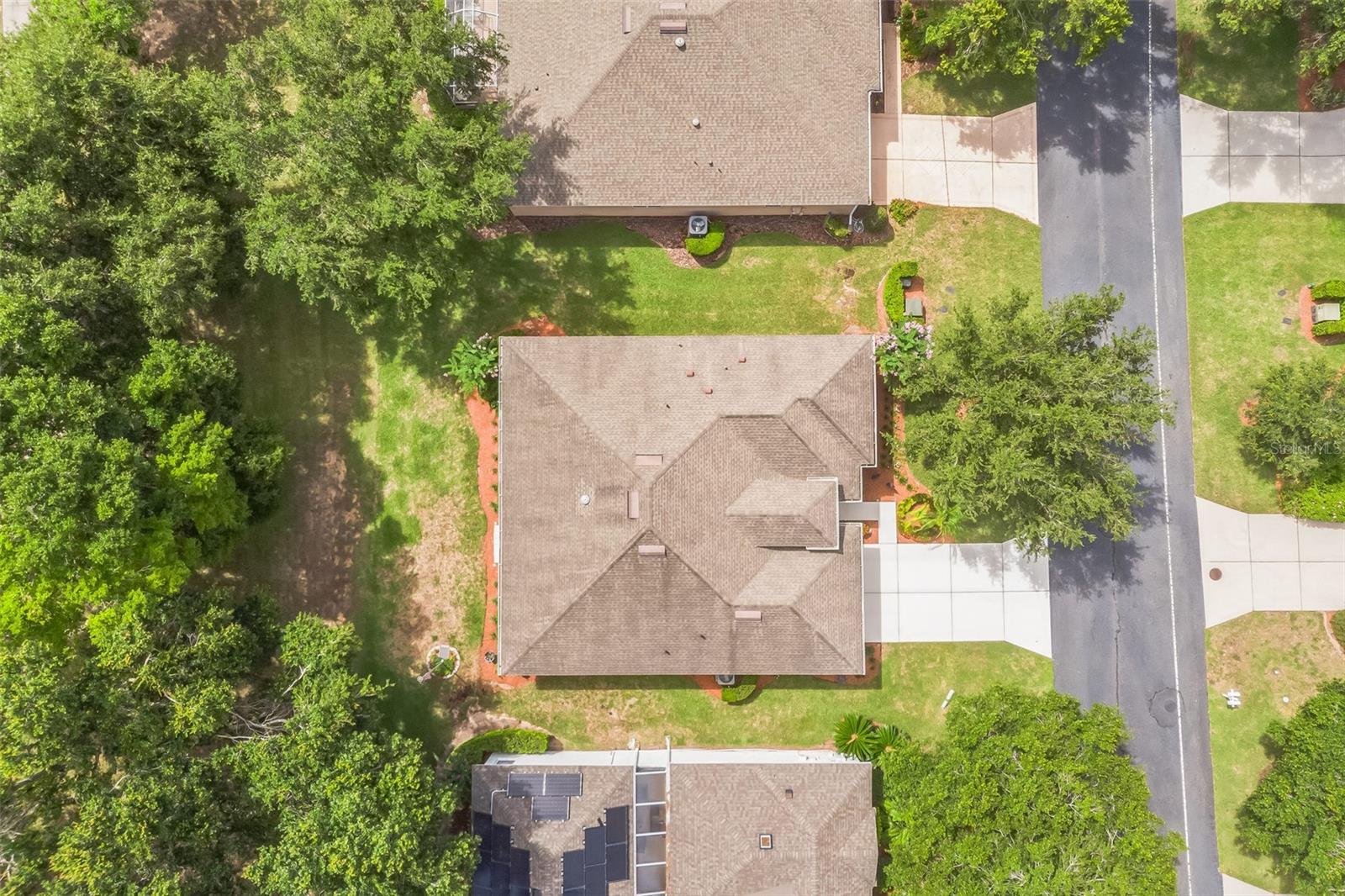Image 32 of 45 For 2000 Farmington Court