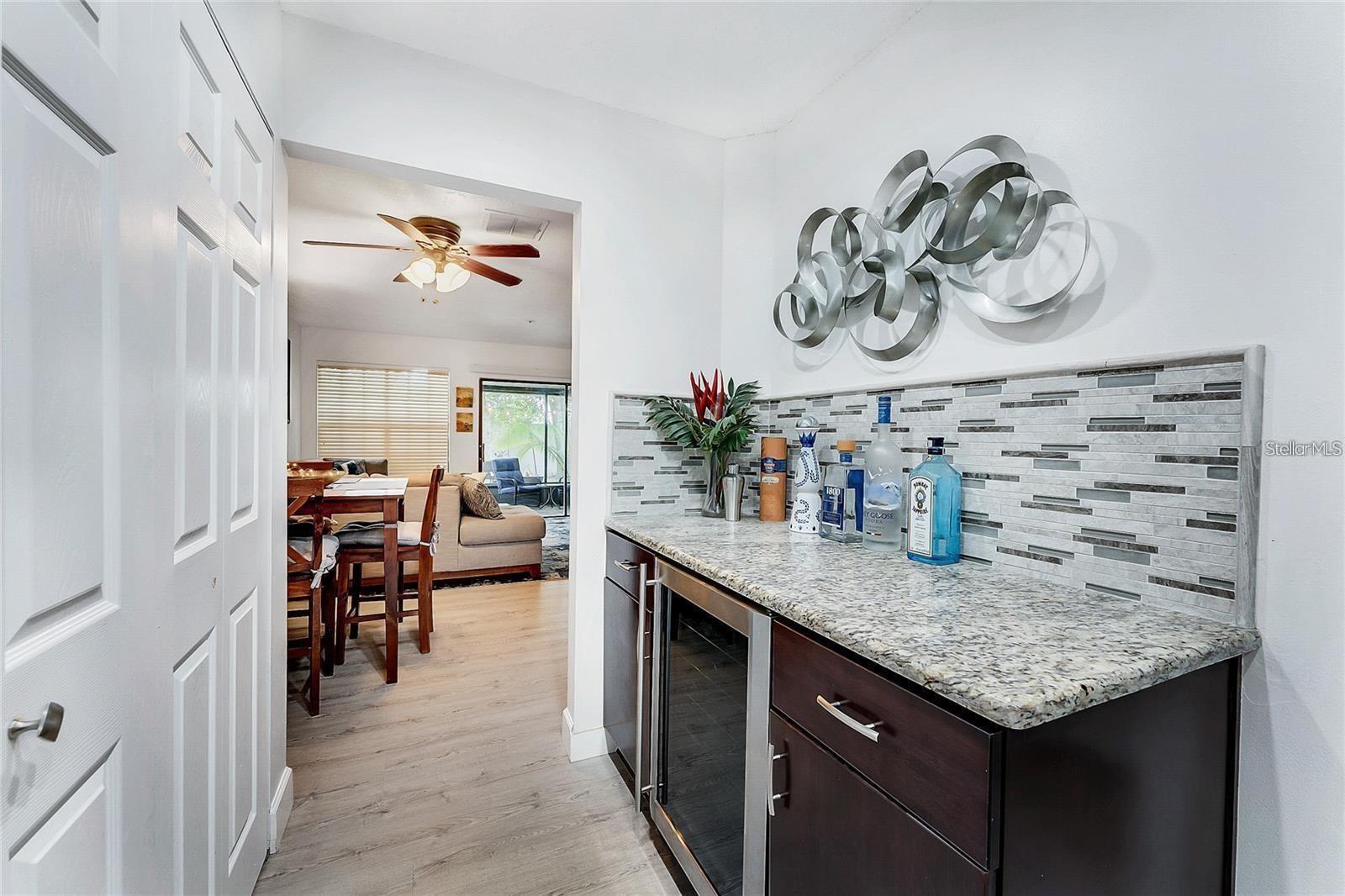 Image 5 of 19 For 563 Northbridge Drive