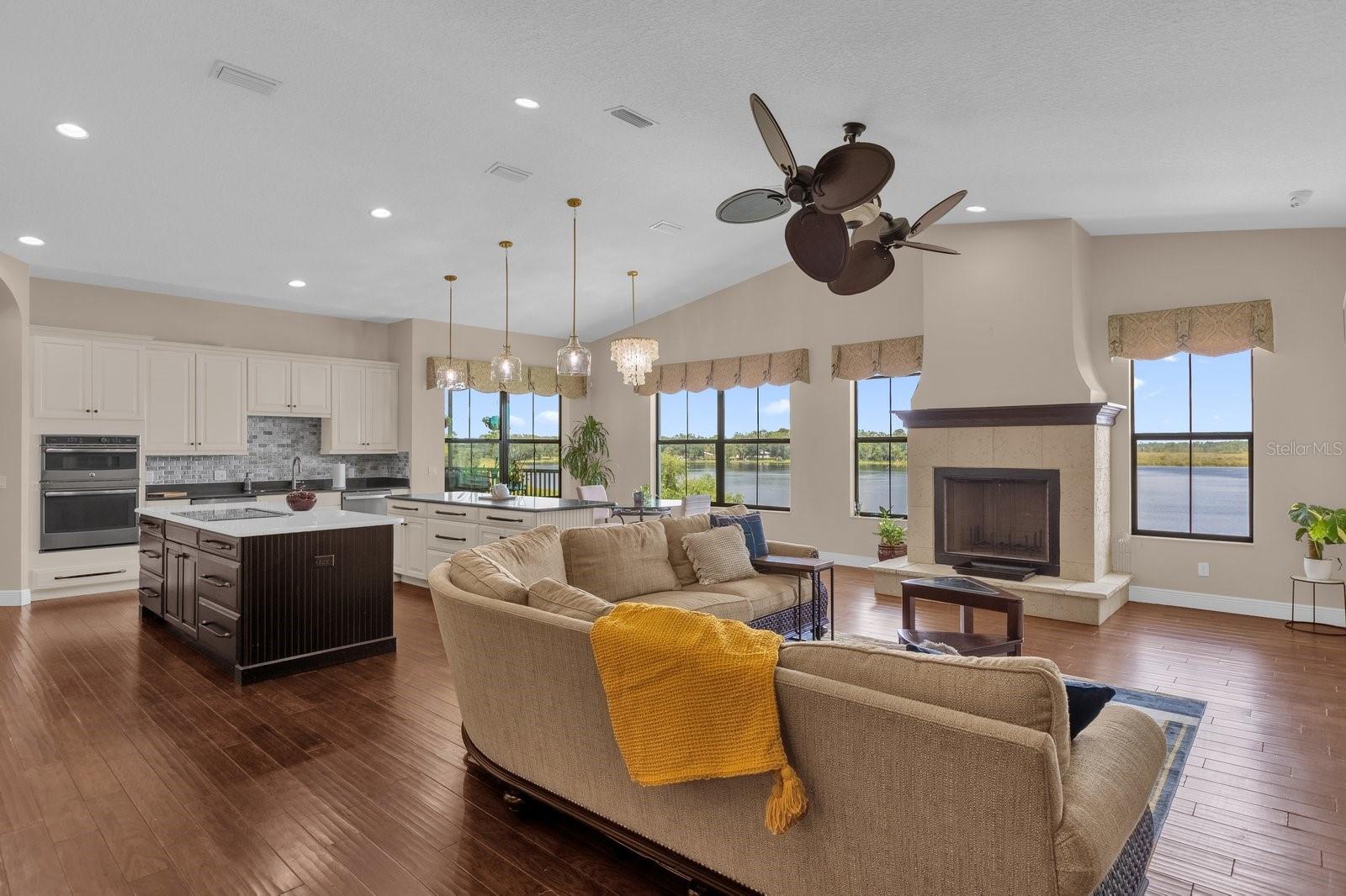 Image 6 of 21 For 7616 Lily Court