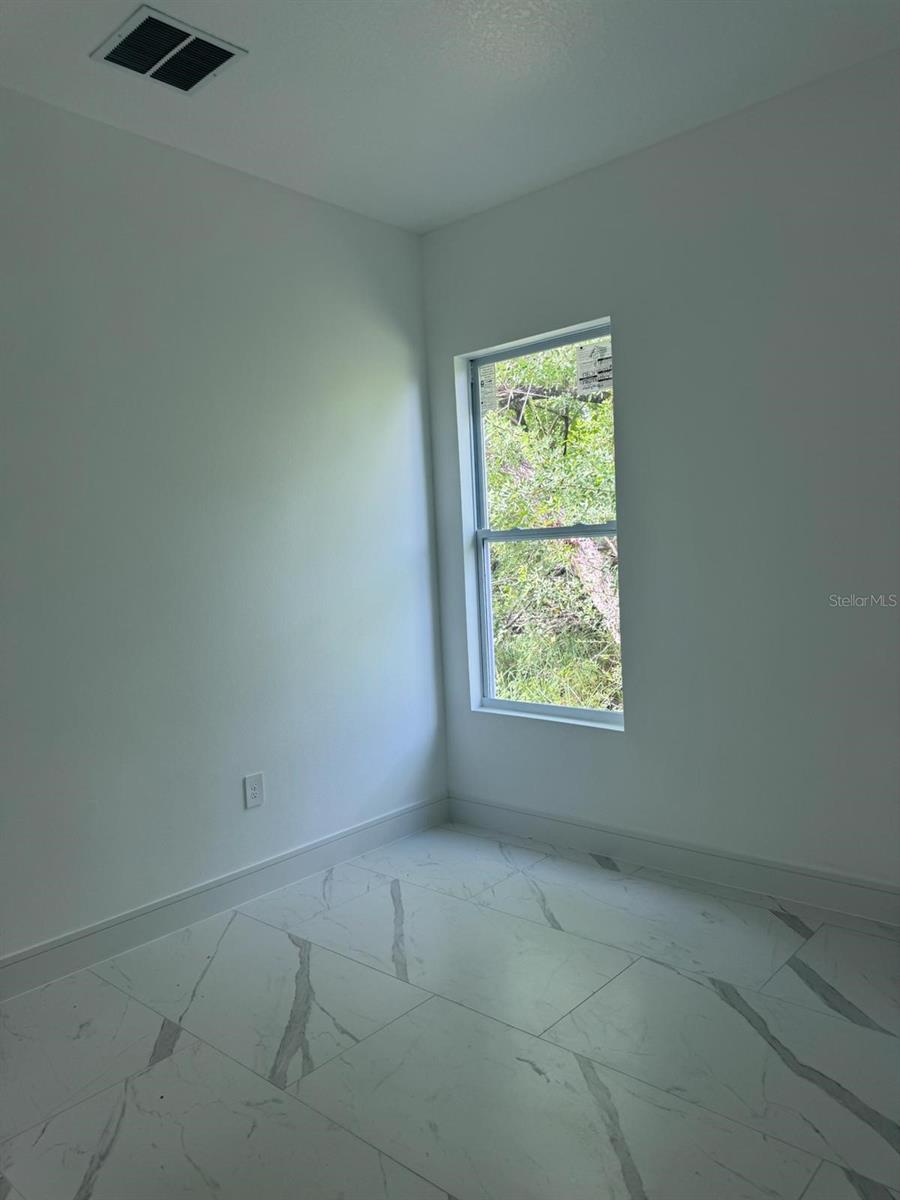 Image 10 of 22 For 165 Ingram Boulevard