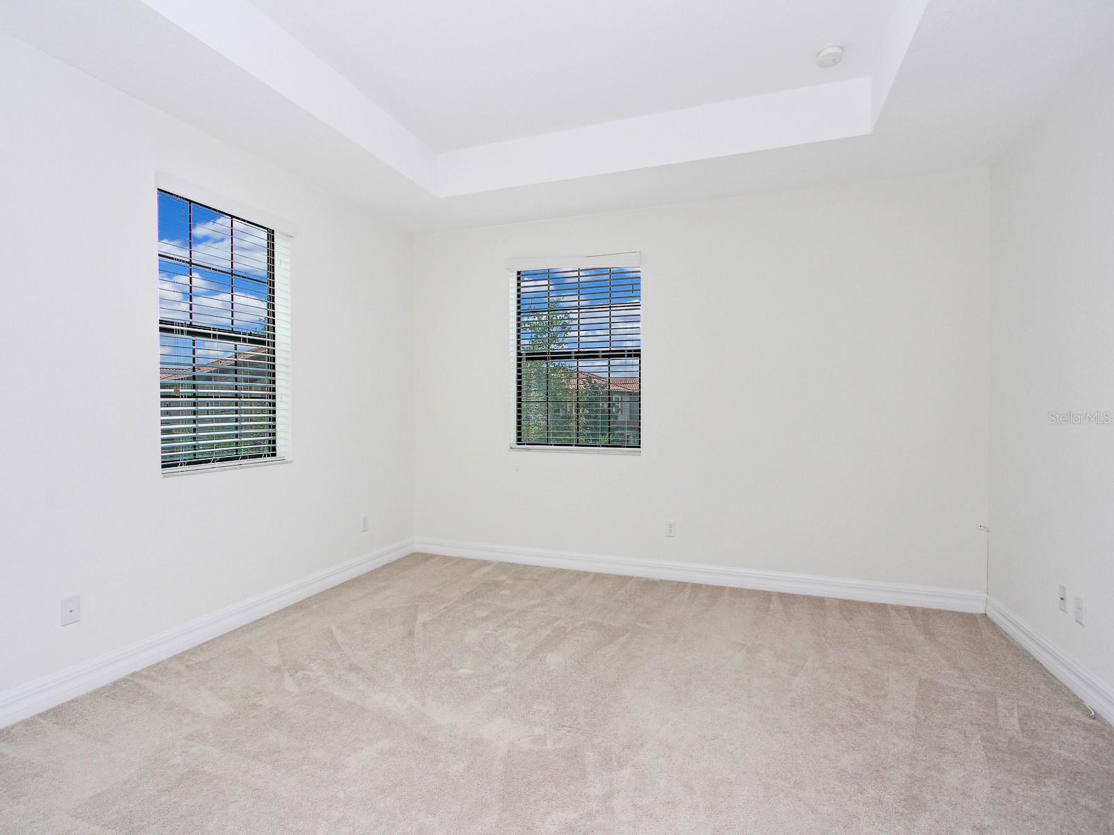 Image 12 of 53 For 10070 Eagle Creek Center Boulevard