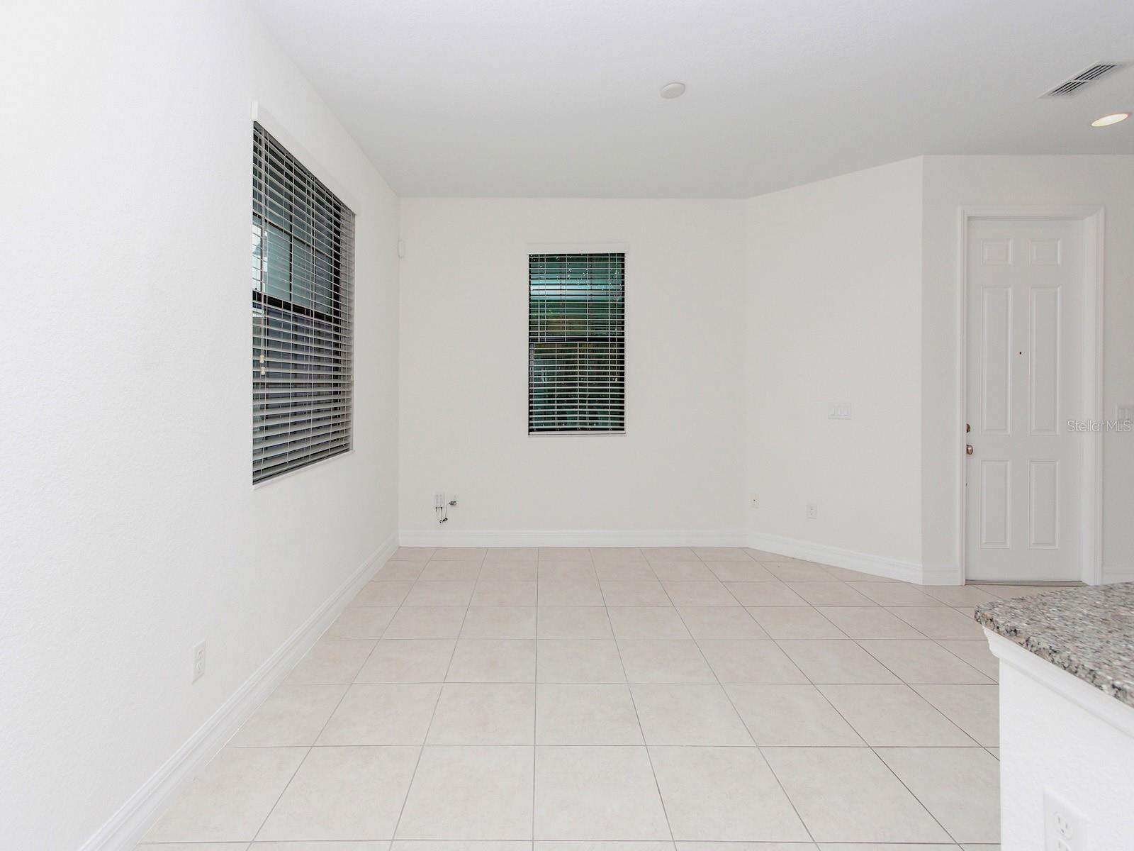 Image 41 of 53 For 10070 Eagle Creek Center Boulevard