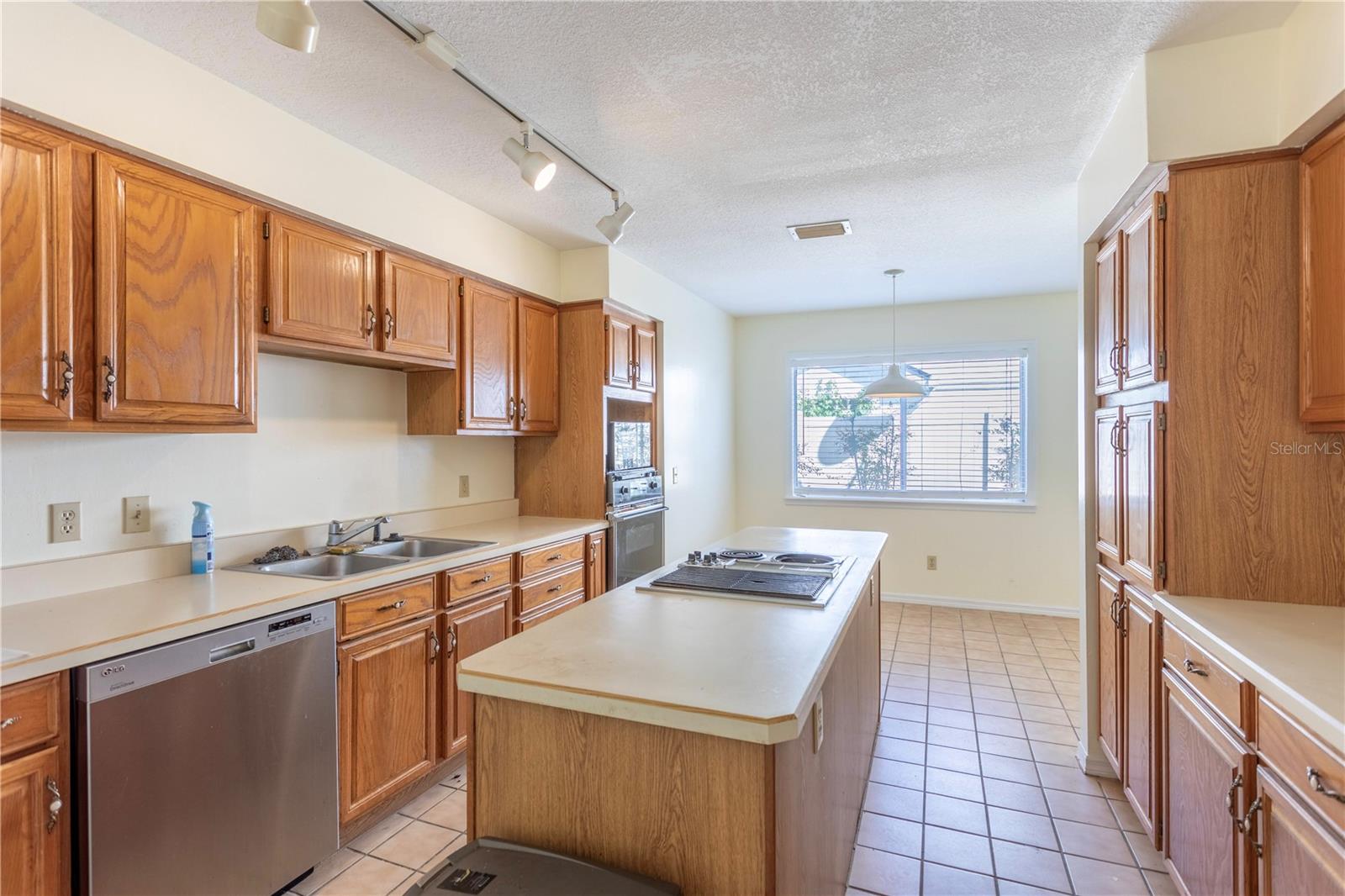 Image 18 of 37 For 8603 Georgia Tech Street