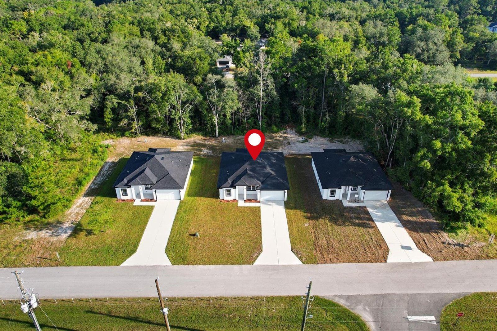 Image 5 of 40 For 3997 Shorewood Dr