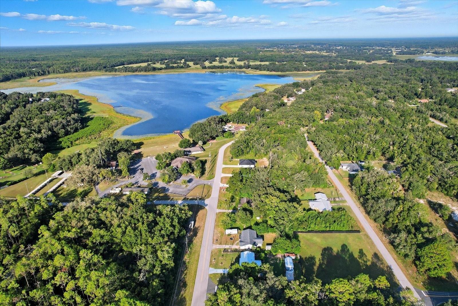 Image 9 of 40 For 3997 Shorewood Dr